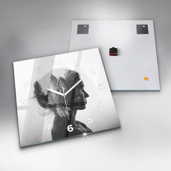 Square wall clock Portrait of a woman