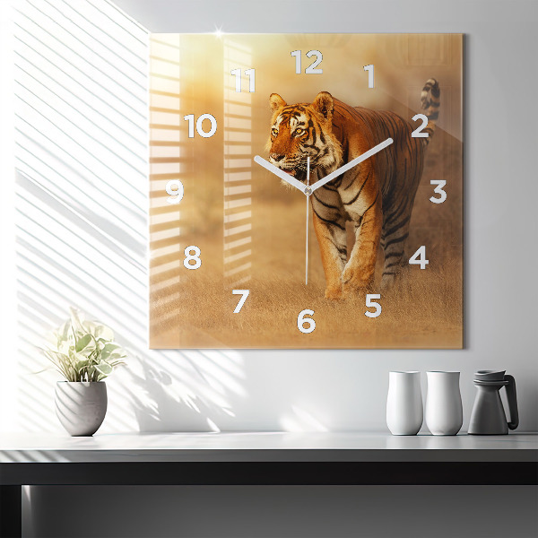 Square wall clock Hunting Tiger