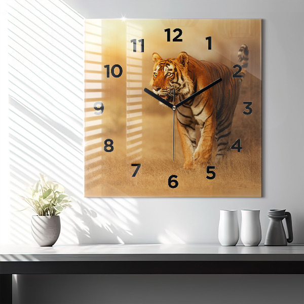 Square wall clock Hunting Tiger