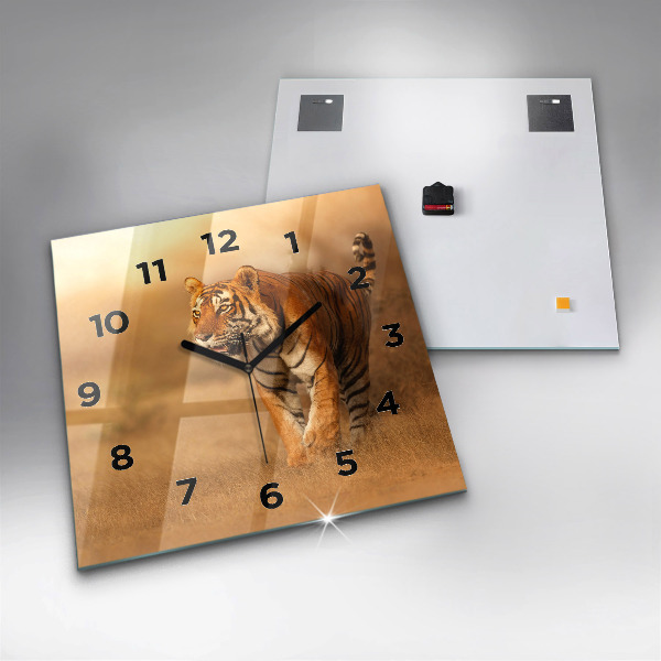 Square wall clock Hunting Tiger