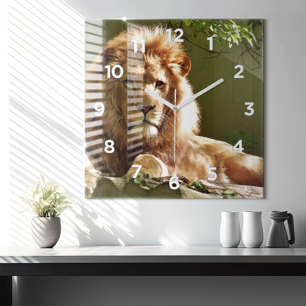 Square wall clock Portrait of a Lion