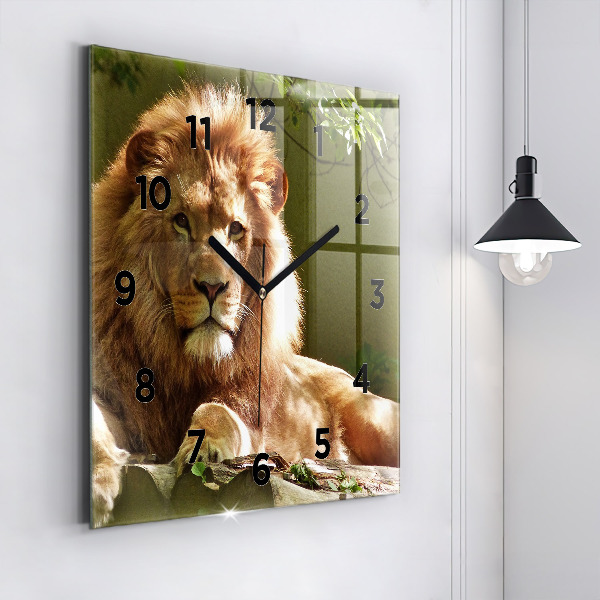 Square wall clock Portrait of a Lion