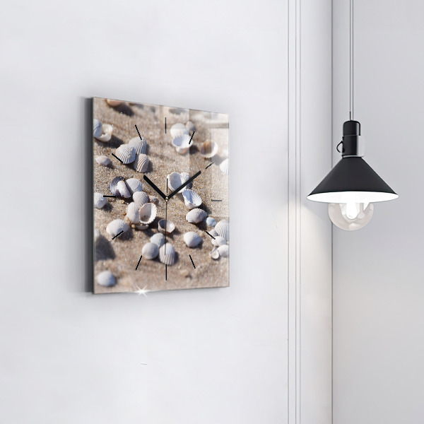 Square wall clock Seashells on the beach